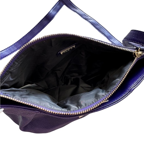 ALDO Purple Crossbody Bag with Gold Turn-Lock Accent - Picture 6 of 8